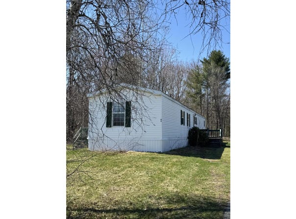 49 Penney Lane, Bradley, ME 04411
