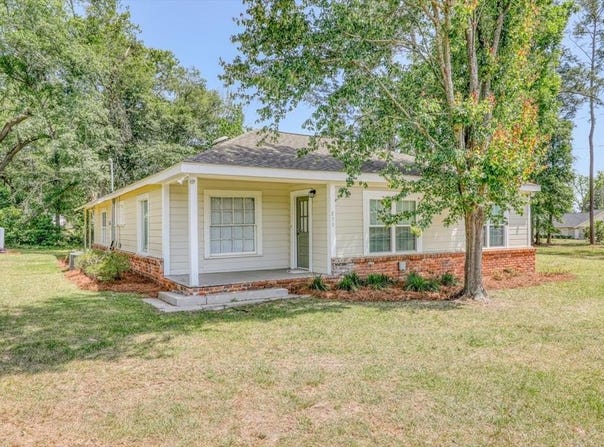 830 Snow Ave, Dixie, GA 31629