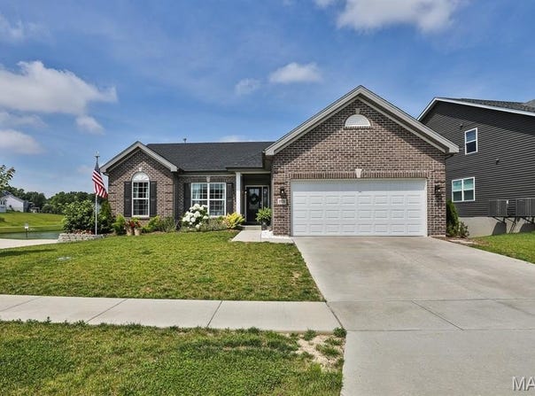 1176 Tower Park Drive, St Charles, MO 63304