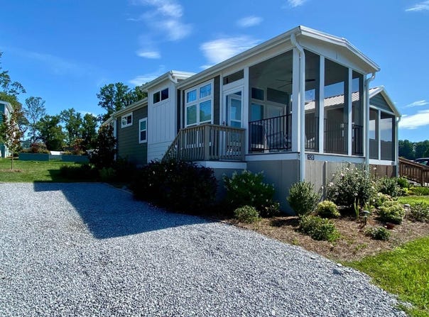 120 Breezy Meadow Lane, Flat Rock, NC 28731