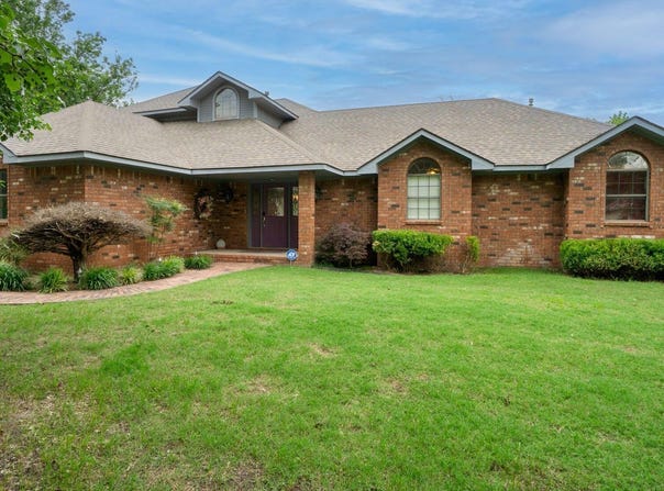 111 Cardinal Lane, Commerce, OK 74339