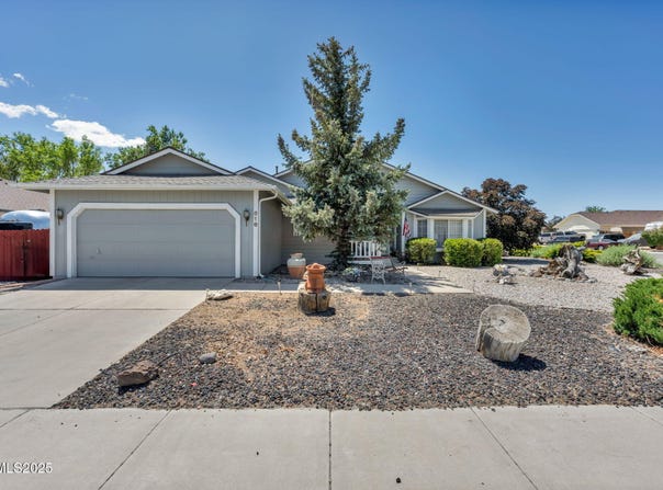616 Boulder Circle, Dayton, NV 89403