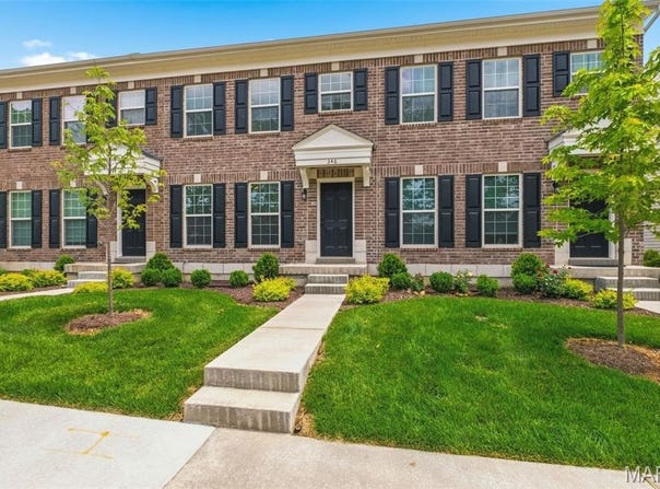 346 Fall Harvest Parkway, Wentzville, MO 63385