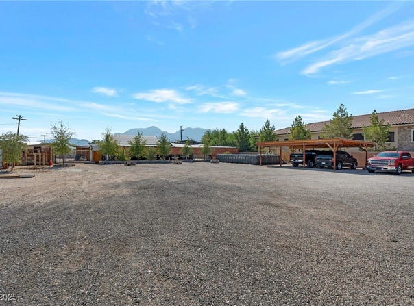 2314 Bledsoe Lane, Las Vegas, NV 89156