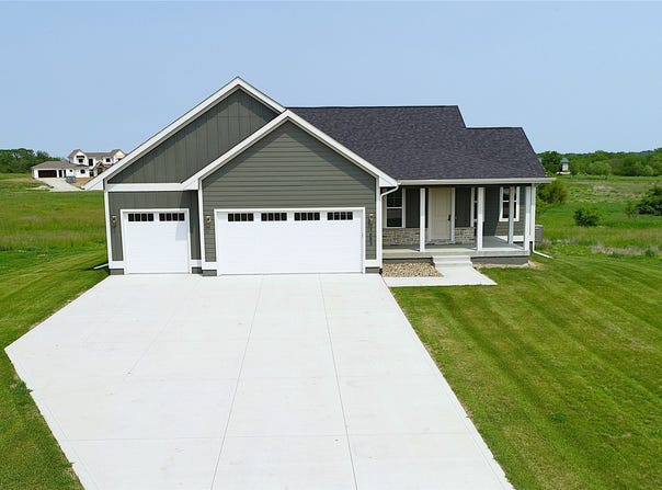 7683 86th Lane, Indianola, IA 50125