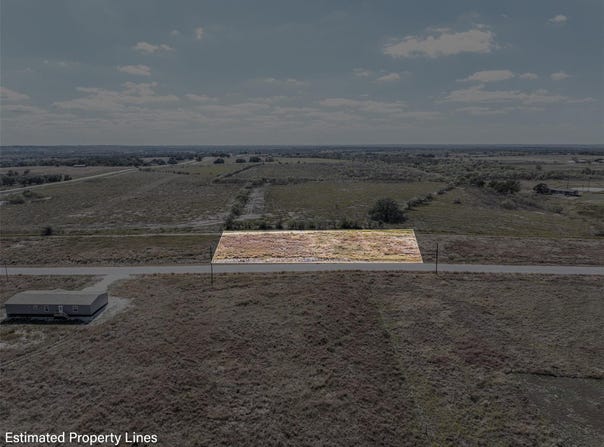 245 Beckham Dr, Dale, TX 78616