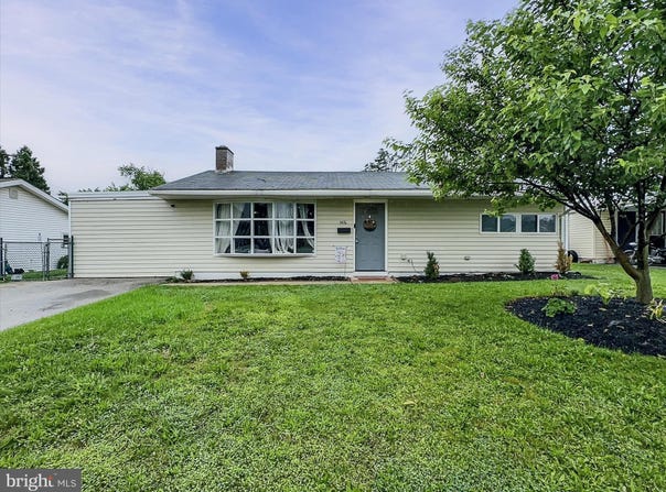 1416 DARTMOUTH ROAD, YORK, PA 17404