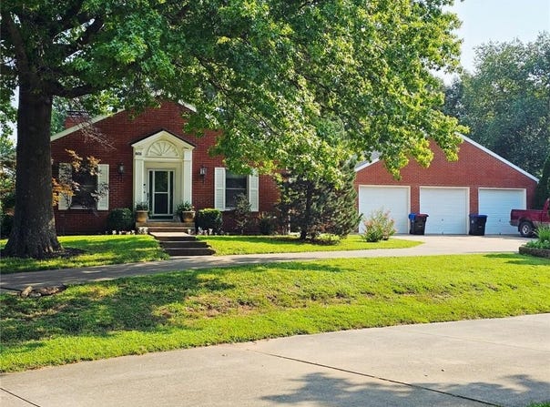 601 Darrow Street, Warrensburg, MO 64093