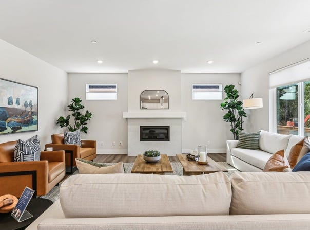 6402 213th Ave Ct E, Bonney Lake, WA 98391