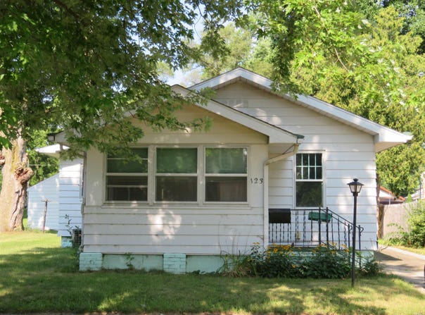 123 Huron Street, Goshen, IN 46526-2324
