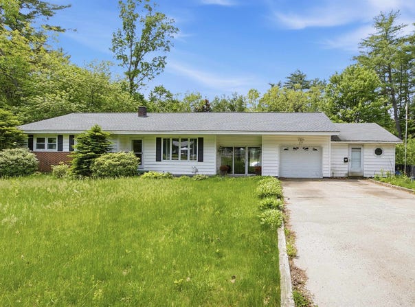 219 Plain Road, Hinsdale, NH 03451