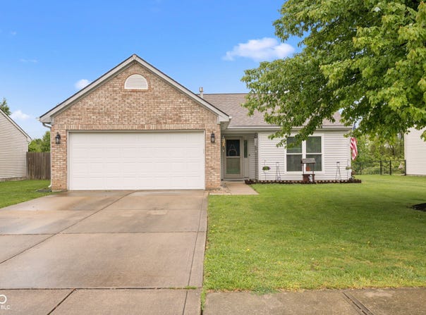 6313 Boulder Drive, Anderson, IN 46013