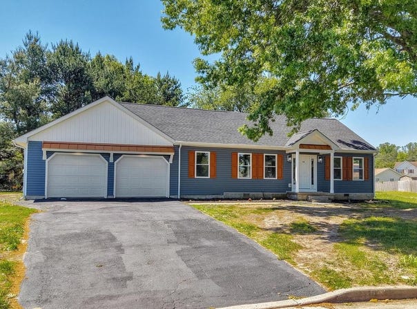 10 NEWARK CIR, DOVER, DE 19904