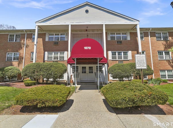 1070 New Haven Avenue, Milford, CT 06460