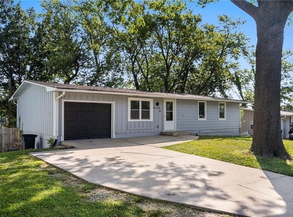8514 Ann Avenue, Kansas City, KS 66112