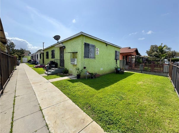 1104 W 87th Street, Los Angeles, CA 90044