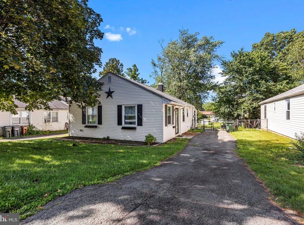 2637 BARNES AVENUE, ABINGTON, PA 19001