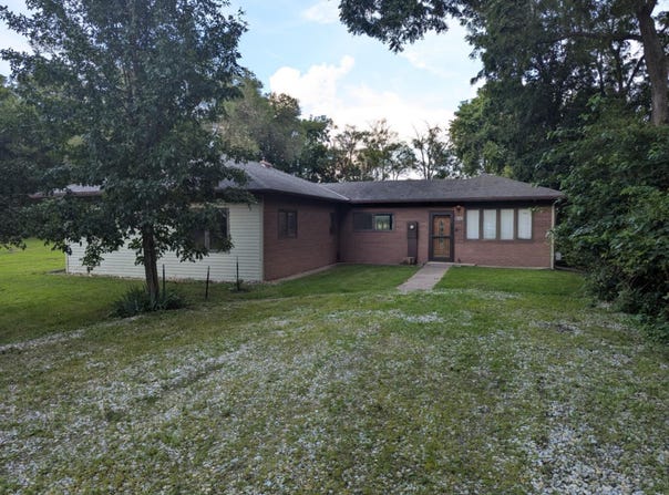 1920 Cottonwood Lane, Waterloo, IA 50703