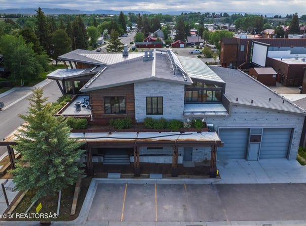 174 W MAGNOLIA Street, Pinedale, 