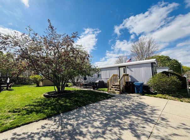 1765 Rhoda Road SE, Lowell, MI 49331