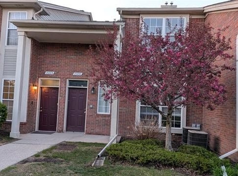 15286 CORNELL Drive, Clinton Twp, MI 48038