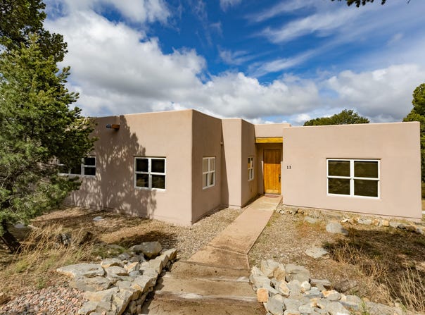 13 ASHER Lane, Tijeras, NM 87059