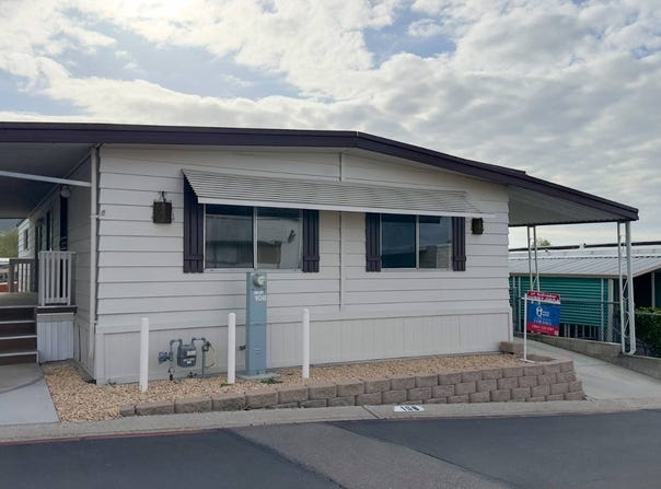 8701  MESA RD, Santee, CA 92071