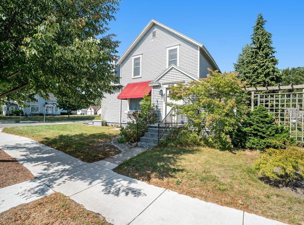 803 Forest Avenue, Frankfort, MI 49635