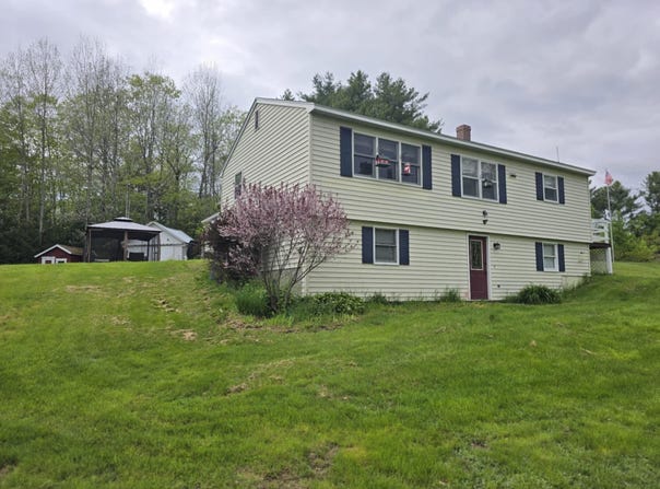 347 Pleasant View Ridge Road, China, ME 04358
