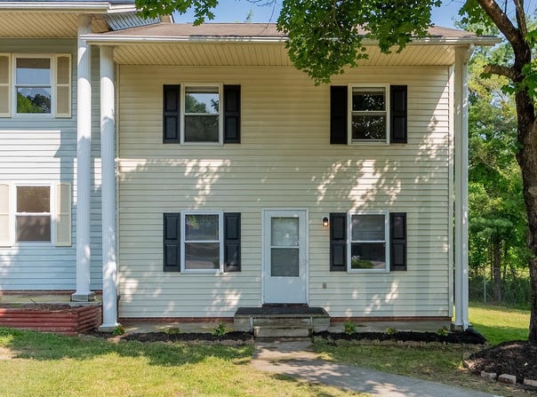 375 WARREN Street, Christiansburg, VA 24073