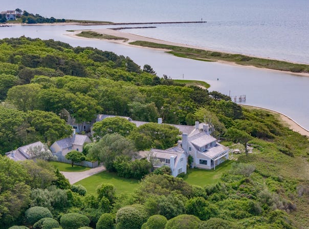 17 Indian Trail, Osterville, MA 02655