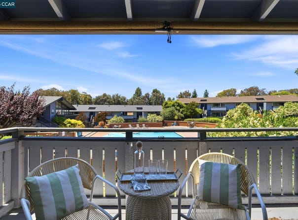 233 Masters Ct, Walnut Creek, CA 94598