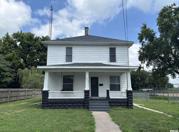 209 E DODDS Street, Divernon, IL 62530