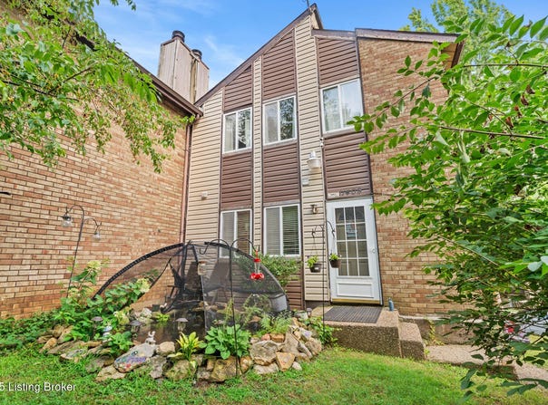11409 N Tazwell Dr, Louisville, KY 40241