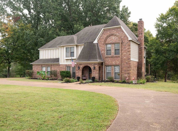 1070 TIMBERLAKE Dr W, Cordova, TN 38018