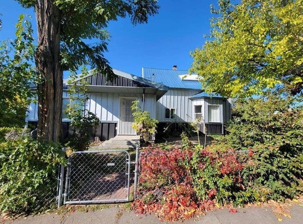 1528 E Boone Ave, Spokane, WA 99202