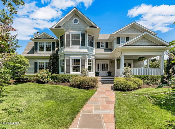 15 Woodmere Avenue, Rumson, NJ 07760
