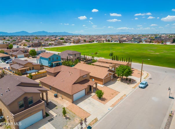 2333 Bird Song Street, El Paso, TX 79938