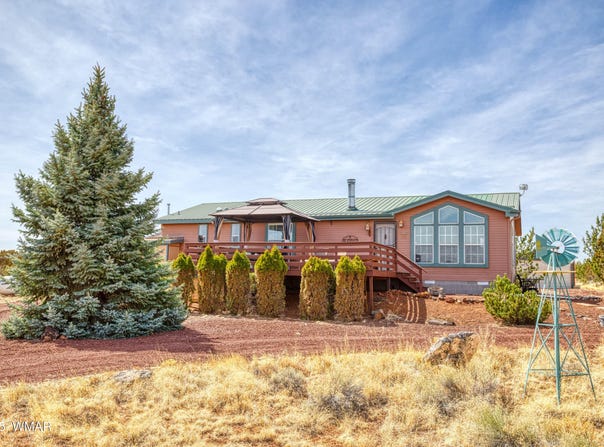 8487 Huggins Drive, Show Low, AZ 85901