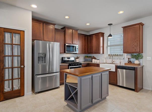 168 Pearl WAY, Buda, TX 78610