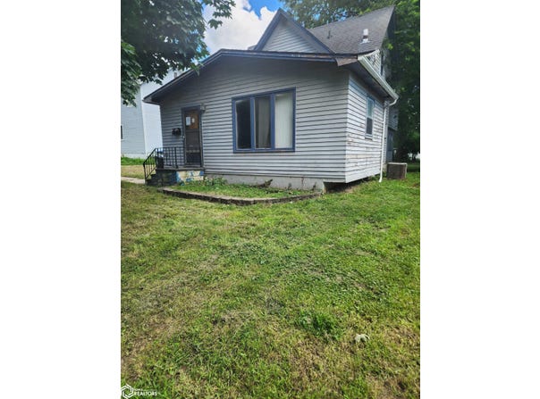 817 N 7th ave Avenue N, Fort Dodge, IA 50501