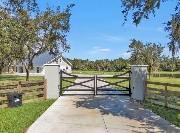 15300 WATER OAK COURT, PUNTA GORDA, FL 33982