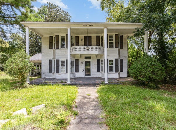 421 Grisby Avenue Avenue, Holly Springs, NC 27540