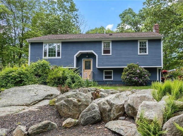 14 Jackson Schoolhouse Road, Glocester, RI 02814