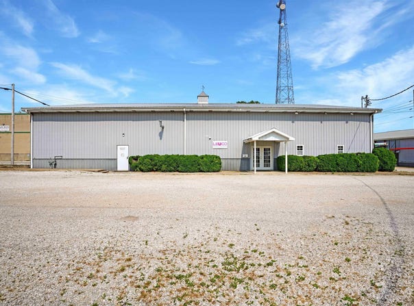 613 E 7th Street, Huntingburg, IN 47542