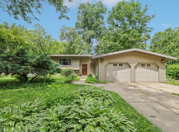 3604 Glenn Lane, Middleton, WI 53562
