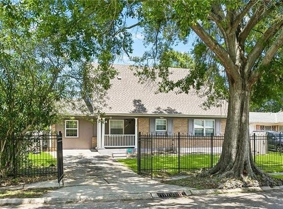 13001 CALAIS Street, New Orleans, LA 70129