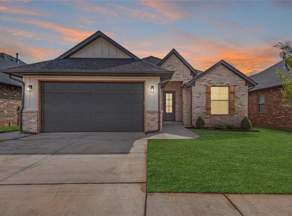 1224 Colonial Avenue, Tuttle, OK 73089