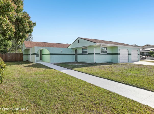 966 Levitt Parkway, Rockledge, FL 32955