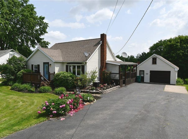 794 Mercer Rd, Center Twp, PA 16001